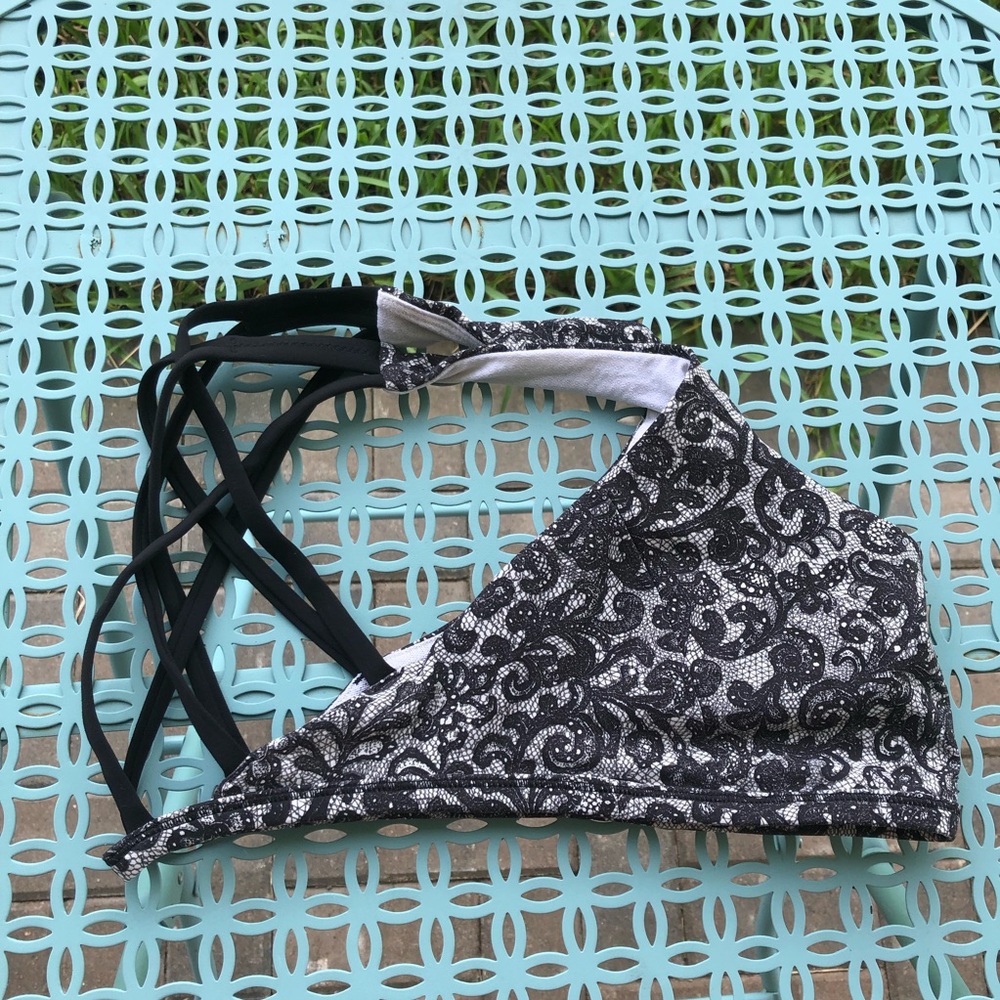 Sold Lululemon Free To Be Tranquil - Cinder Lace - Picture 6 of 8